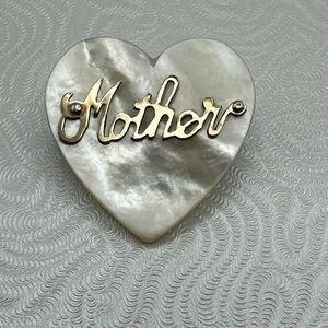 Vintage 14 k Gold ‎ Mother of Pearl Heart #431